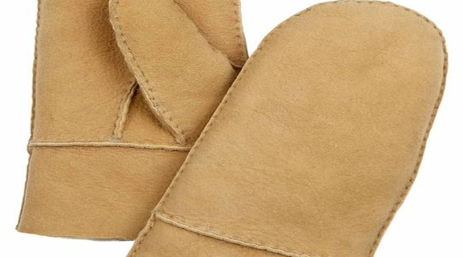 Choose Genuine Women’s Sheepskin Mittens for Supreme Comfort