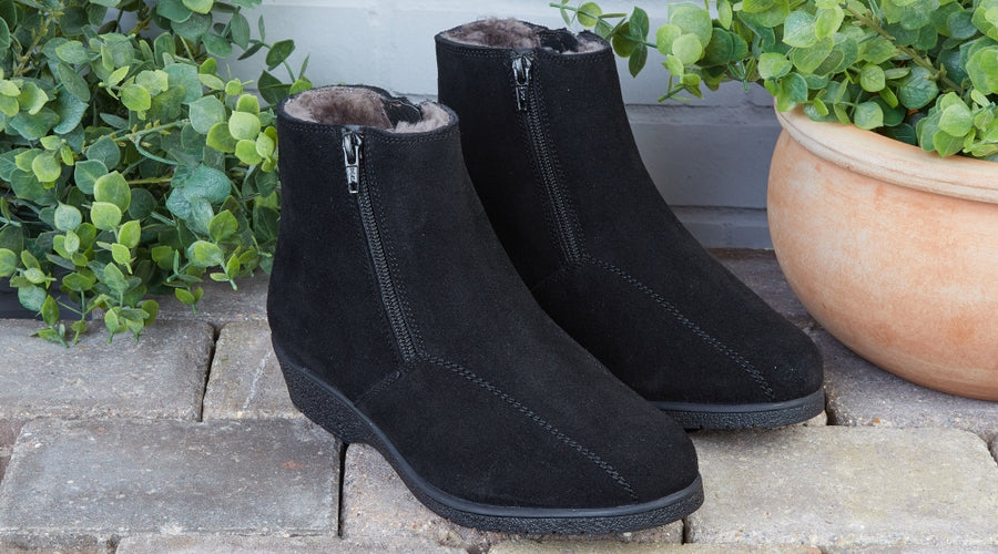 Do Sheepskin Boots Actually Stretch?